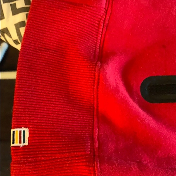 Canada HBC hoodie - Picture 3 of 3